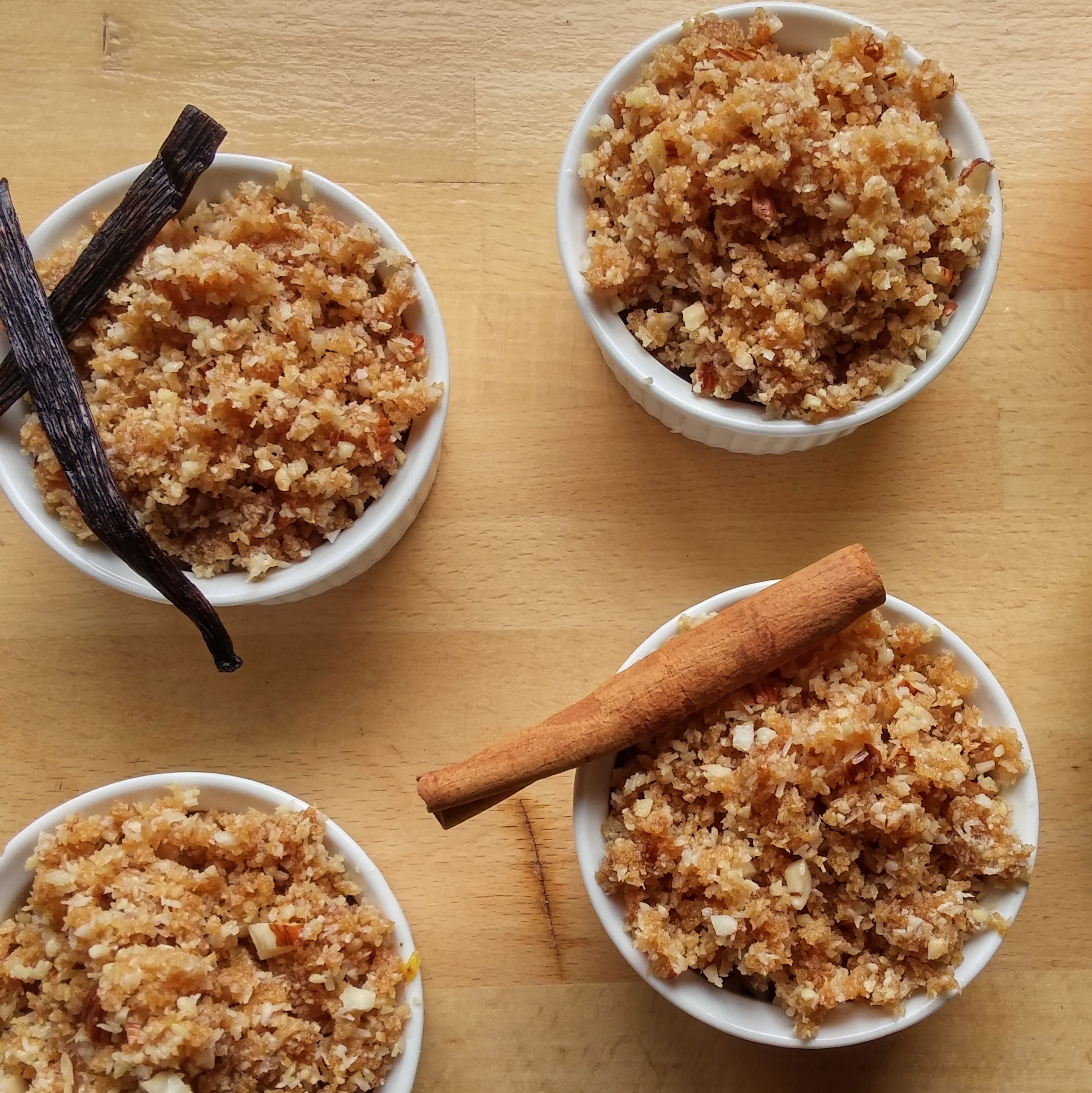 apple and coconut crumble