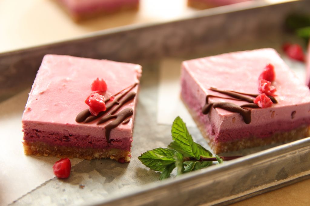Super Fruity Raw Raspberry Slice Bars - Let's Brighten Up