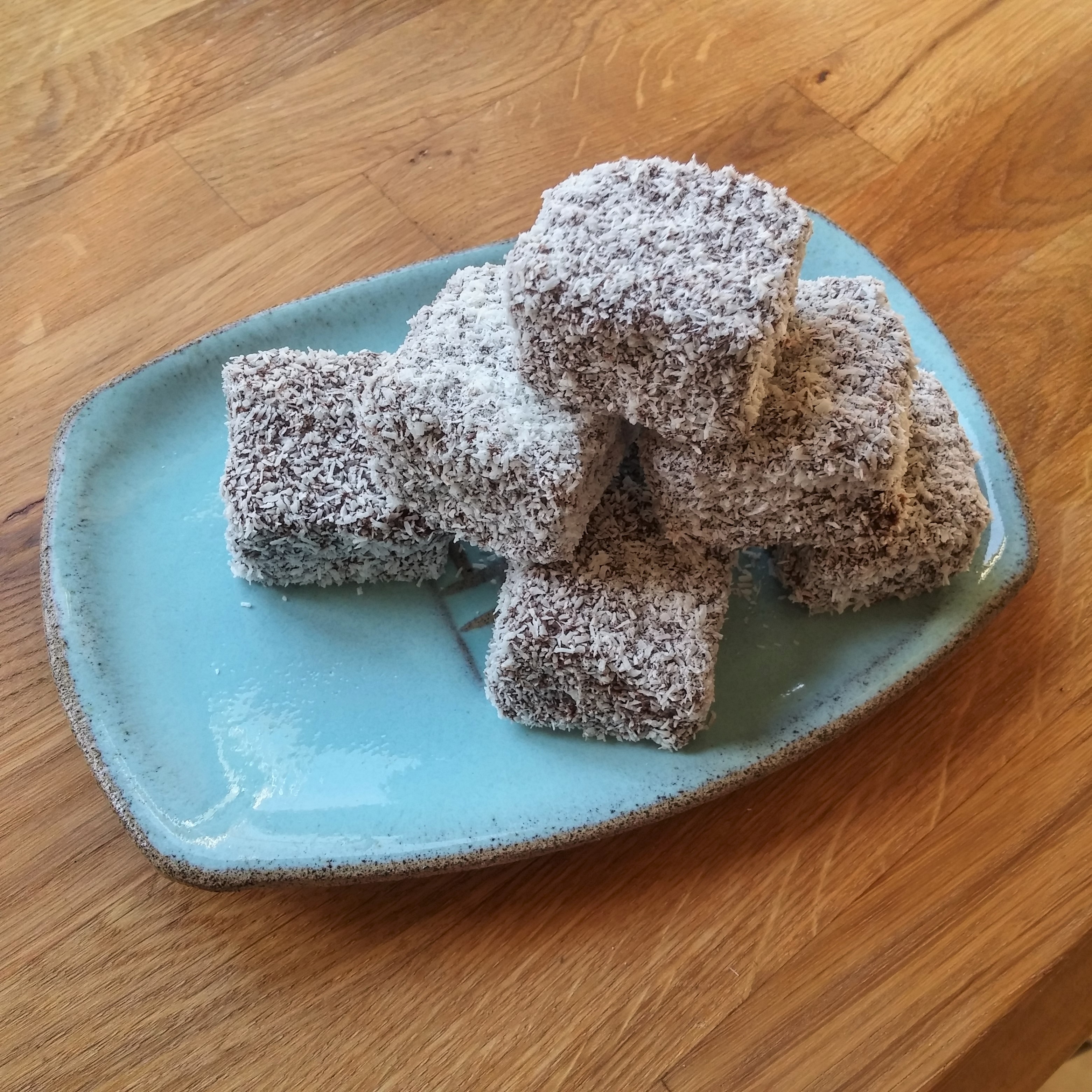 vegan lamingtons