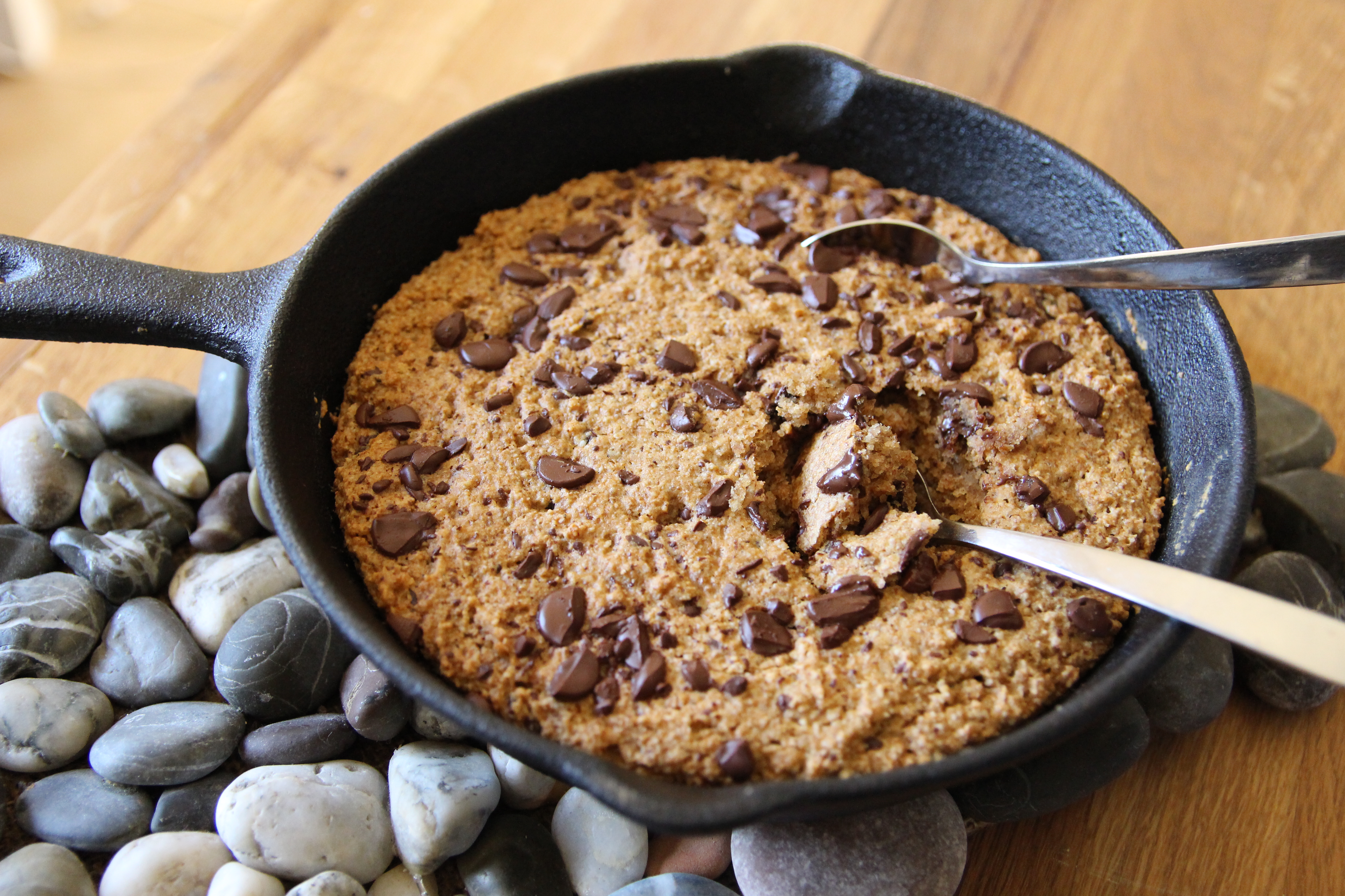 chocolate chip skillet cookie