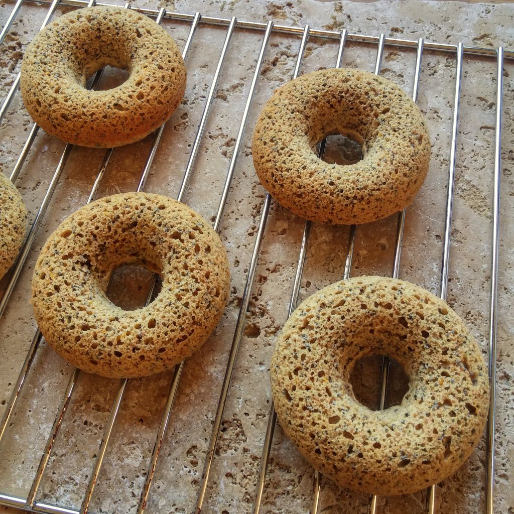 baked vegan donuts