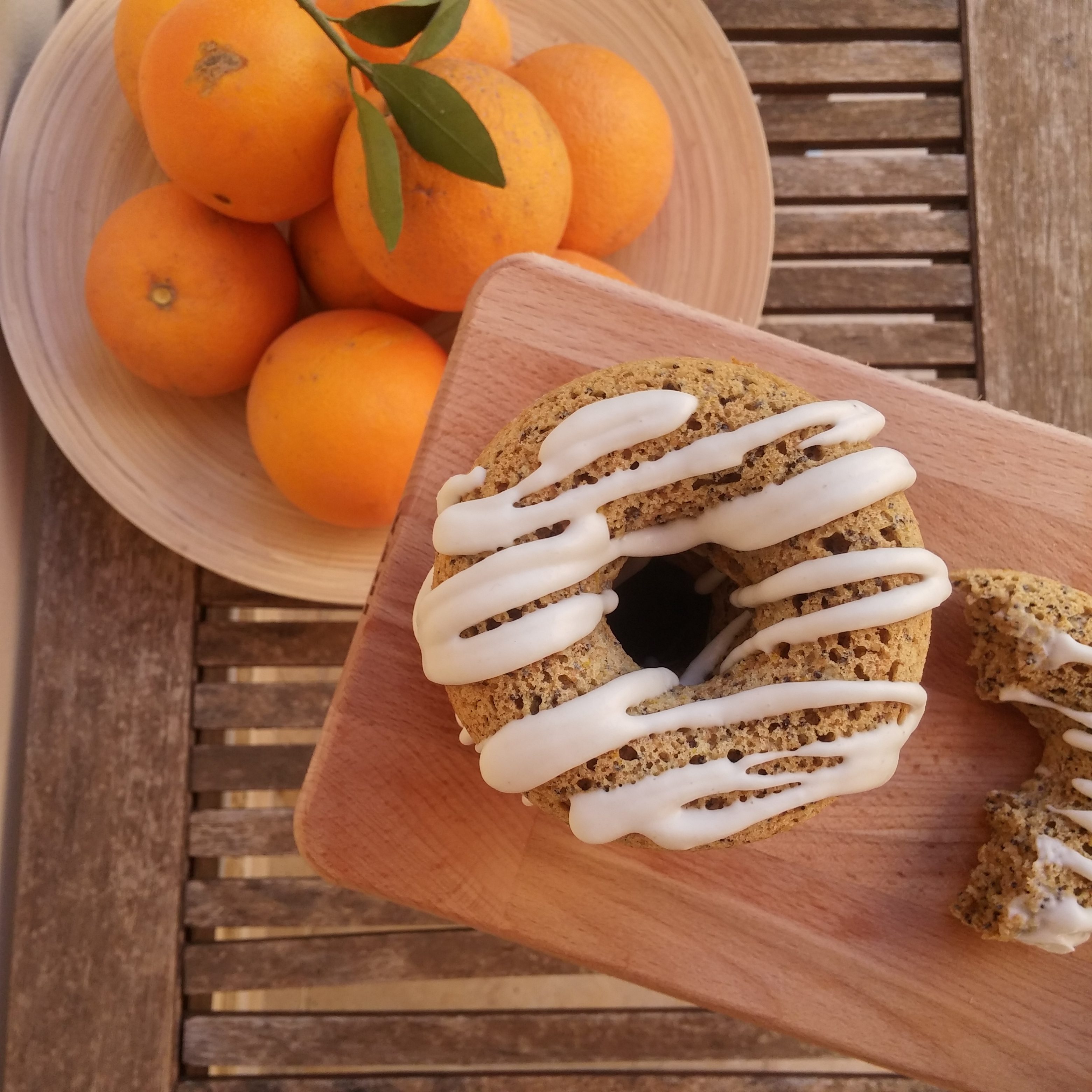 baked vegan donuts