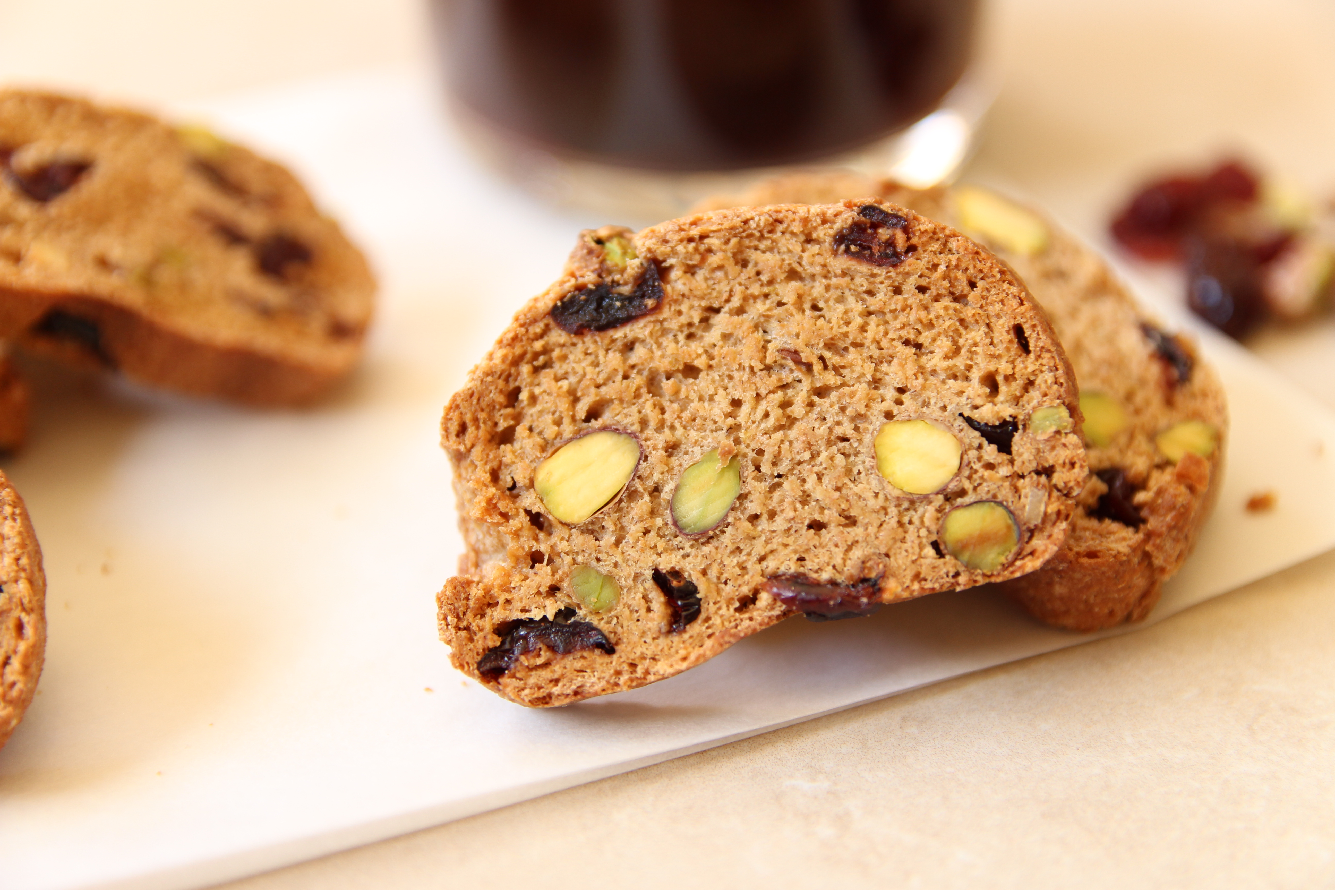 vegan biscotti cookies