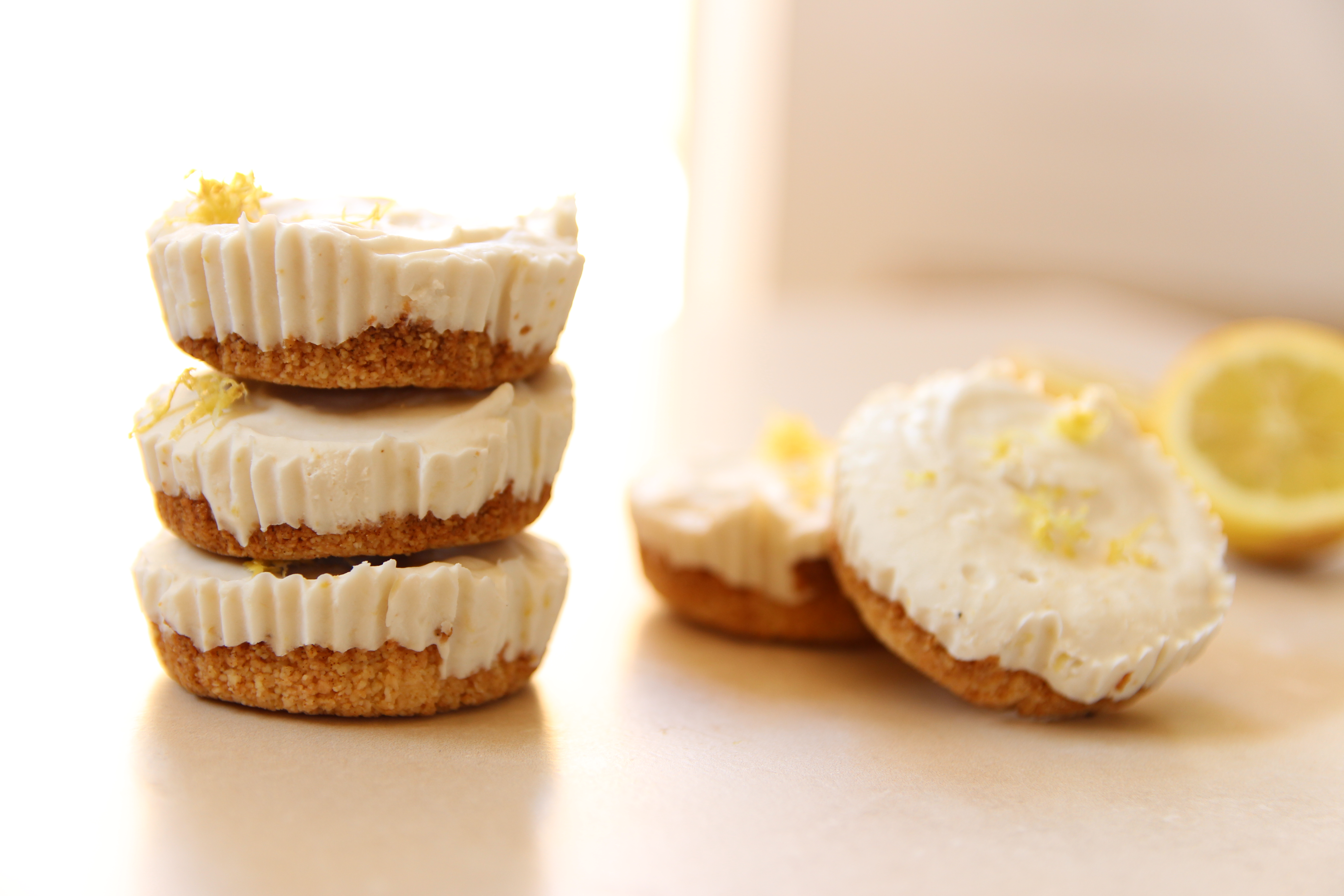 mini lemon cheesecakes