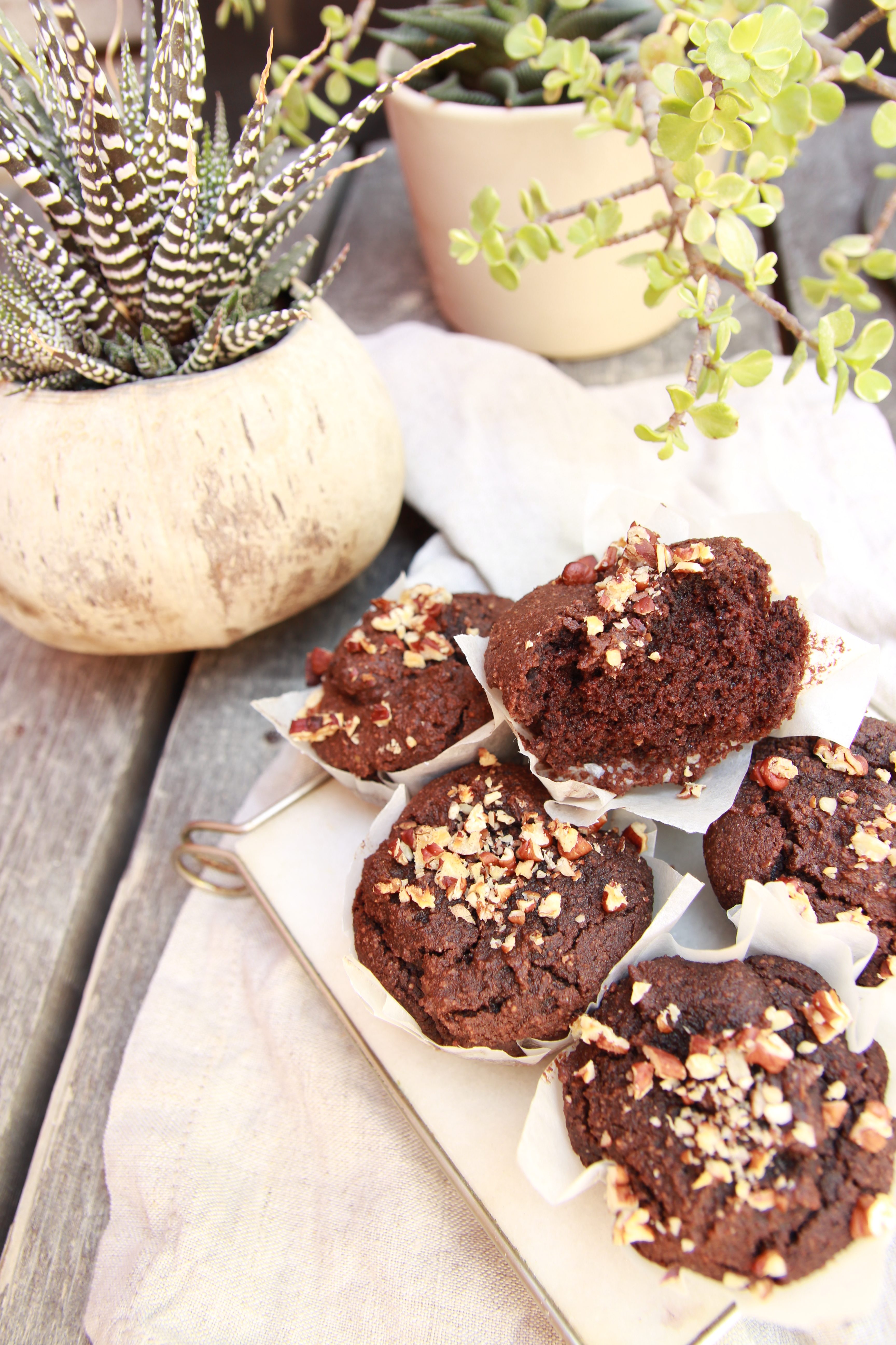 vegan chocolate muffin