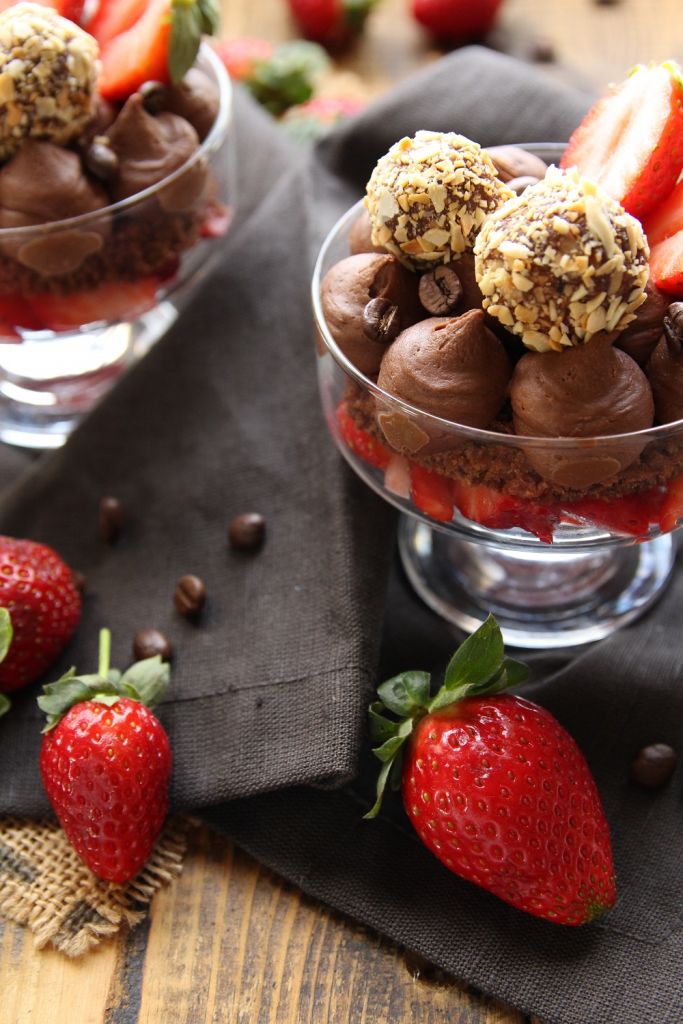 Valentine's Day Chocolate Dessert For Two - Vegan! - Let's Brighten Up