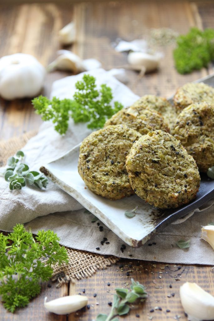 Baked Broccoli Quinoa Patties